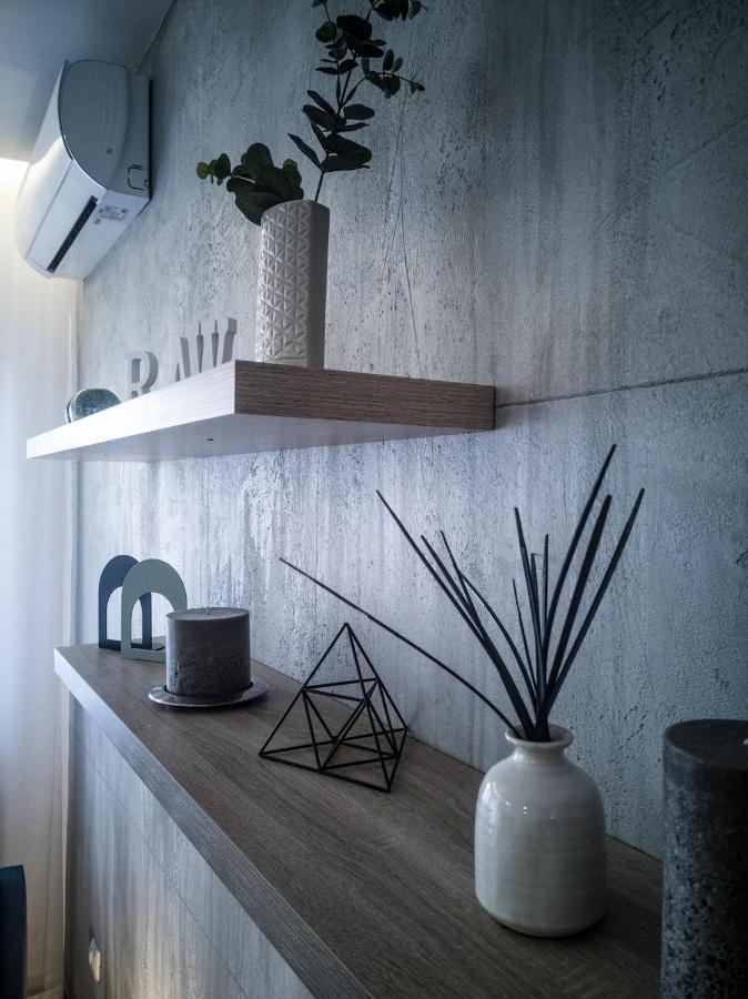 Raw Industrial City Apartment Σουμπότικα Εξωτερικό φωτογραφία