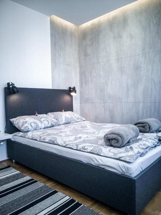 Raw Industrial City Apartment Σουμπότικα Εξωτερικό φωτογραφία